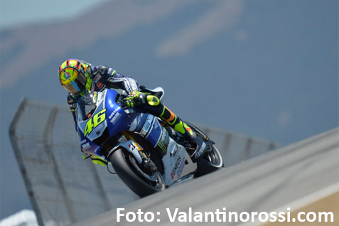  MotoGP: Rossi Posisi 2 di Lap ke-9 Tes Sepang, Espargaro Terdepan